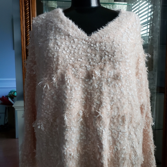 Super Soft Knitted Popcorn Pullover Sweater - Picture 3 of 7